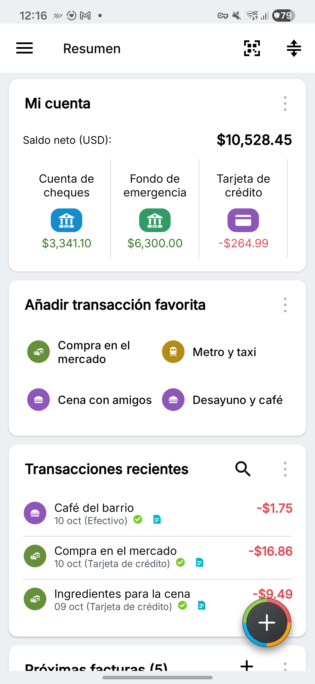 Resumen de cuentas de cheques, ahorros y tarjetas de crédito con datos ficticios